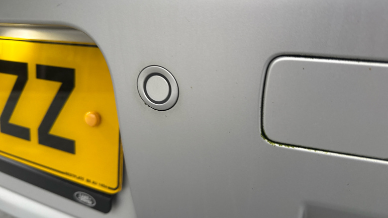 Land Rover Defender 90 Diesel 3.0 D250 Hard Top SE Auto